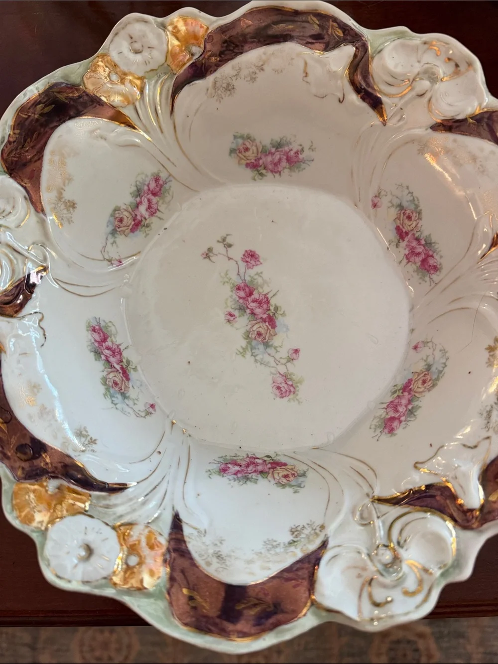 Stunning Victorian Art Nouveau Bowl Unmarked with Blown Out Design.